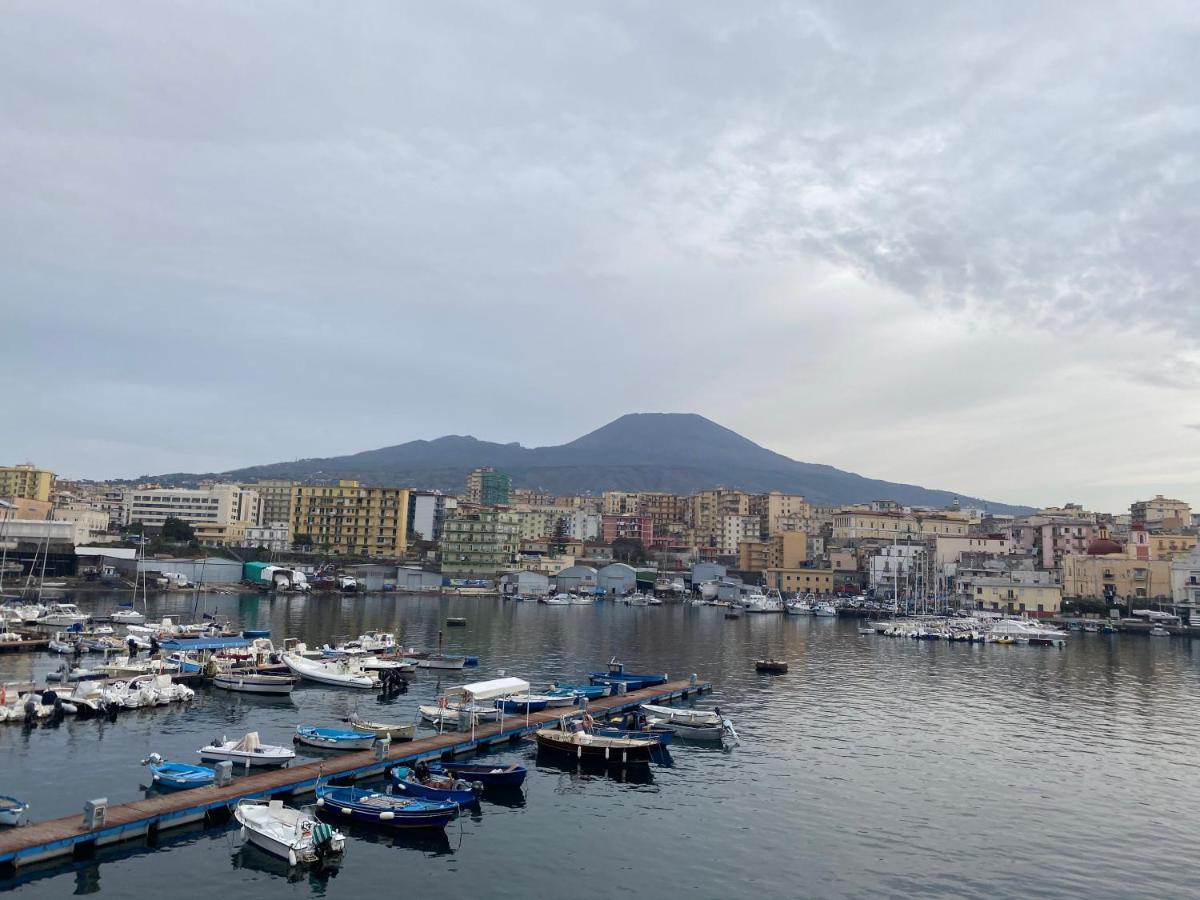 La Via Del Mare Bed & Breakfast Torre del Greco Dış mekan fotoğraf